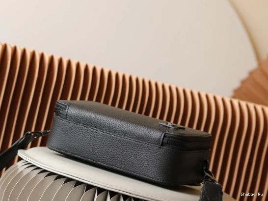 LOUIS Wearable Alpha VUITTON Wallet 0728